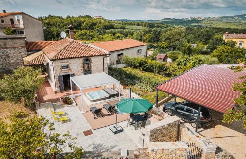 Nova Vas House | Casa Iveta