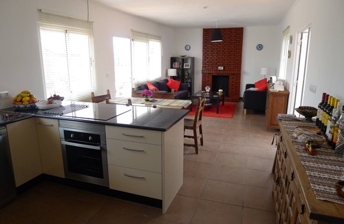 El Toyo Villa | Casa Jamila - 3 bedroom villa by the sea - sleeps 7