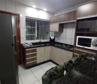 Foz do Iguacu House | Casa Jardim Soledade - Morumbi- 8 pessoas com churasqueira