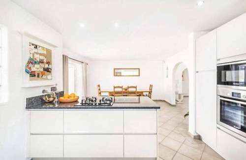 Sao Clemente Villa | Casa Jardim - Three Bedroom Villa, Sleeps 6