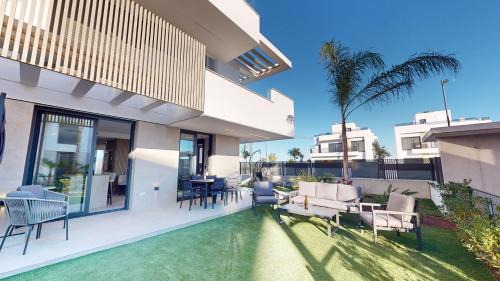 Torre-Pacheco Apartment | Casa Jardin - A Murcia Holiday Rentals Property