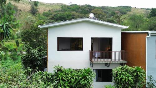 Sierra House | Casa Jaspe Monteverde - Balcón vista en Monteverde