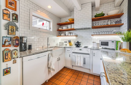 Nambe Pueblo Condo | 'Casa Jemez' Luxury Santa Fe Escape w/Mtn Views