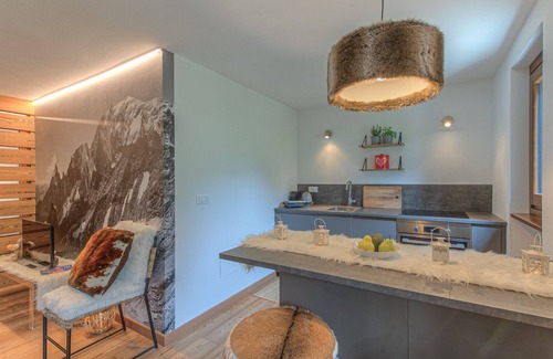 Dolonne Apartment | Casa Joelle- Wifi & Parking