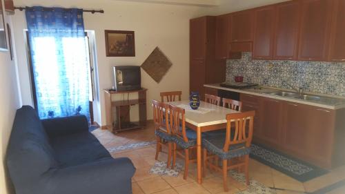 Castel Di Tusa House | Casa Jomery