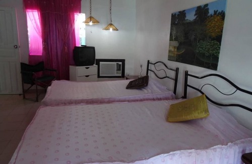 Cienfuegos Hotel | Casa Jorge y Alicia