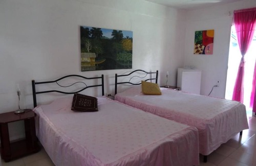 Cienfuegos Hotel | Casa Jorge y Alicia