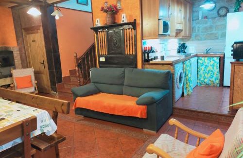 Sajazarra House | Casa junto a Haro y Miranda de Ebro con aire acondicionado wifi libre y barbacoa ,en un pueblo con encanto