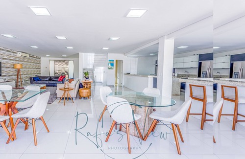 Jurere Internacional House | Casa Jurerê Internacional- 6 Suites near the beach.