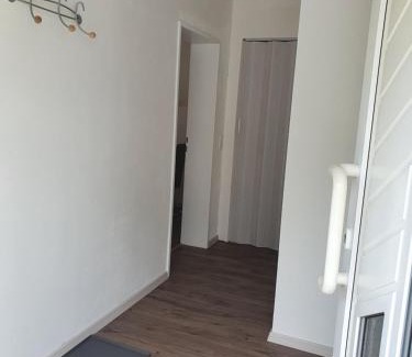 Halle Apartment | Casa Künske