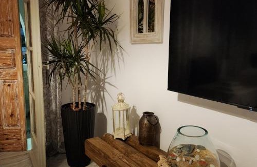 Kamari Apartment | Casa Kairis premium suites