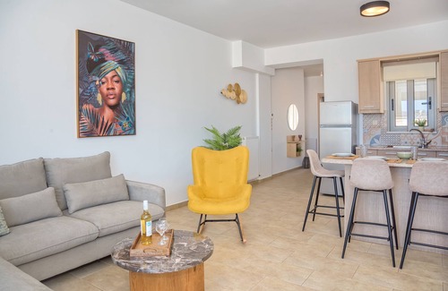 Kounoupidiana Apartment | Casa Kamara Luxury Appartment A2 Sea View
