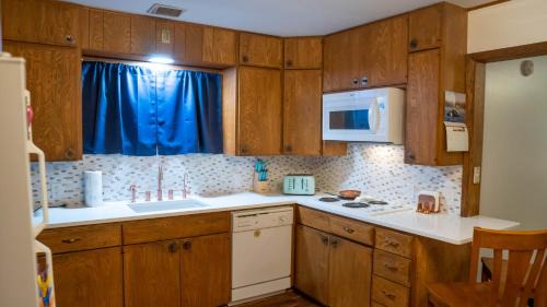 Smithville House | Casa Kingfisher