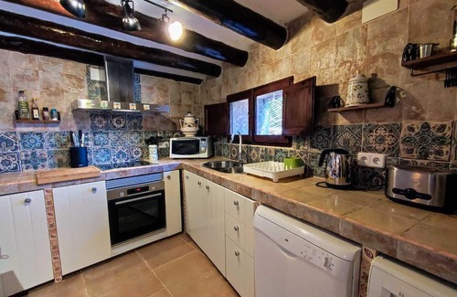 Pratdip House | Casa la Coma country house in the Sierra de Llaberia