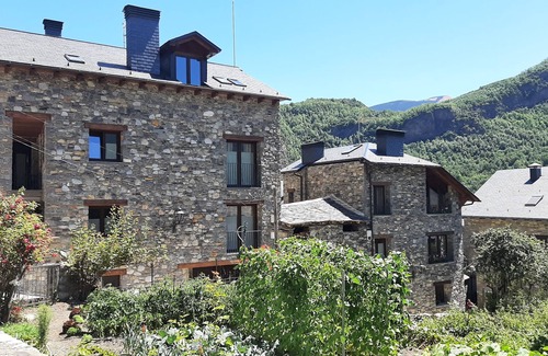 Sahun Apartment | Casa la Era - Apartment La Marmota - Beautiful ground floor