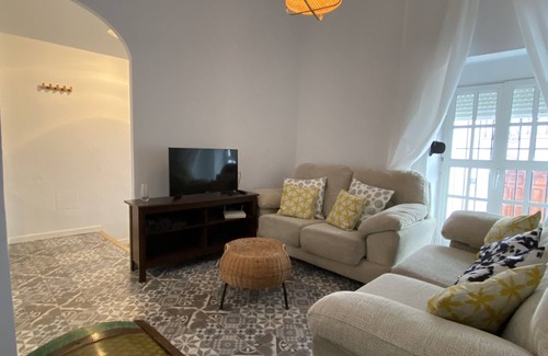 Setenil de las Bodegas House | Casa Las Gardenias