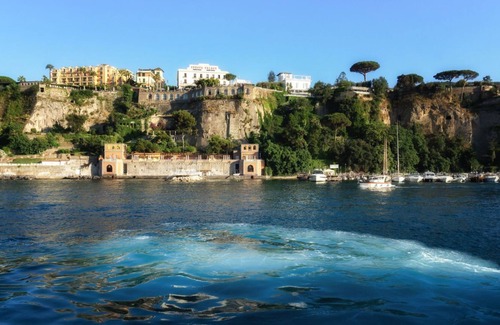 Colli di Fontanelle Ski Chalet | Casa La Giuggiola with Private Pool
