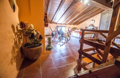 Royuela House | Casa La Herradura