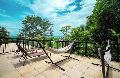 Las Olas Beach Community Condo | Casa La Joya - Ocean view condo with Plunge Pool