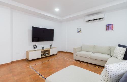 Castillo del Romeral House | CASA LA MAJORERA