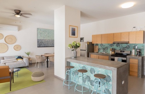 La Paz House | Casa La Paz with pool, patio and bbq grill