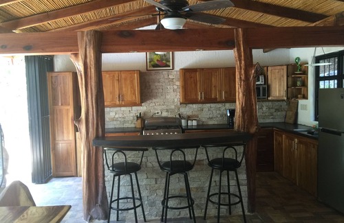 Villas Xihu House | CASA LA PINA! OUTDOOR LIVING WITH PRIVACY, NATURE, RELAXATION, & SURF