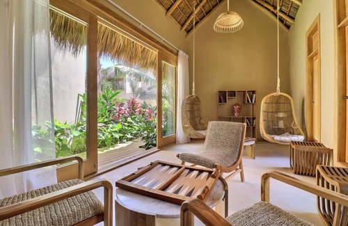Puerto Bahia Villa | Casa La rodonda: 9 bedroom beachfront on spectacular sunset location.