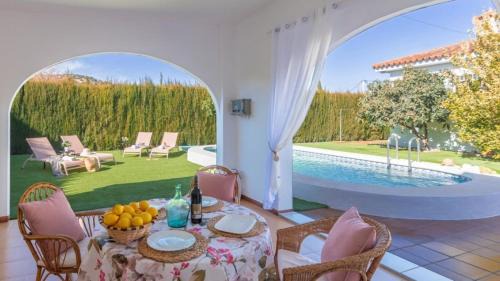 Benameji House | Casa La Solea Cuevas Bajas by Ruralidays