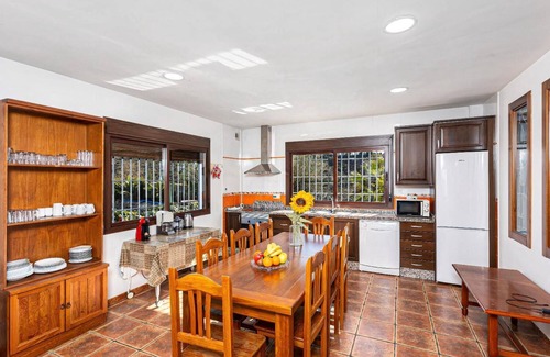 Canillas de Aceituno Villa | Casa La Vina De La Tireta