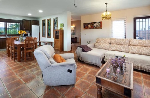 Canillas de Aceituno Villa | Casa La Vina De La Tireta