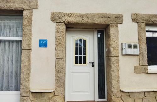 Valdepolo House | Casa Laguna Sentiz