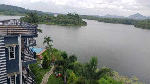 Vayittiri Resort | Casa Lake View Resort Wayanad