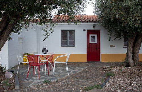 Terena House | Casa Laranja -InOrganic Farm - Terena Portugal