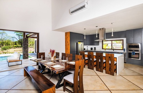 Santa Cruz House | Casa Las Brisas 18, Luxury Home Pinilla.