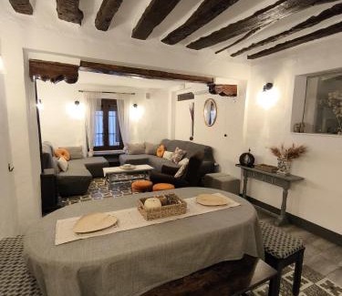 Iznajar House | Casa Las Tinajas