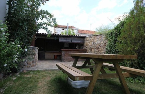 Molinos de Razon Cottage | Casa Lavadero for 10 people