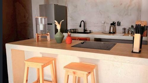 Santa Maria Apartment | Casa Leah Puerto Escondido - Luxurious Seaside Retreat in Zicatela - 2 Outdoor Pools - Steps to The Beach - 10