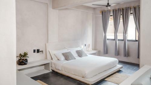 Santa Maria Apartment | Casa Leah Puerto Escondido - Premium Seaside Getaway in Zicatela Luxury Boutique Stay - with 2 Outdoor Pools - Steps To The Beach and La Punta - 2
