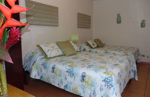 Pavas Bed & Breakfast | Casa Lima B&B Deluxe Room #10 (With Free Breakfast)