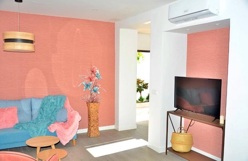 Beiro Villa | Casa Limon Patio y Parking