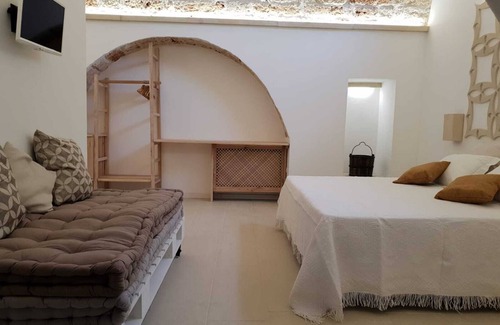 Cutrofiano House | Casa Litarà combines traditional and exclusive hospitality away from home.