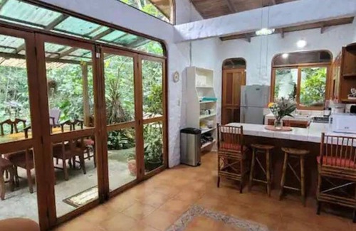San Isidro de El General House | Casa Llaama