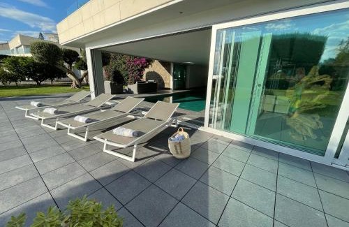 Roses Town Center Villa | Casa Llosa