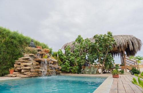 Vichayito House | Casa Lodge (primera fila)