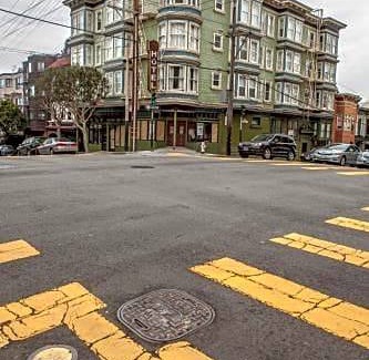 Western Addition Hotel | Casa Loma Hotel