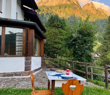 San Martino di Castrozza Apartment | Casa Loria - Appartamento con Giardino