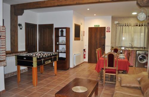 Sotillo de la Adrada House | Casa Los 5 Caños