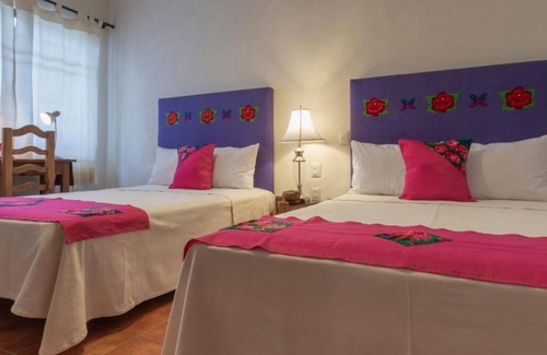 Luis Jimenez Figueroa Bed & Breakfast | Casa Los Arquitos de Xochimilco