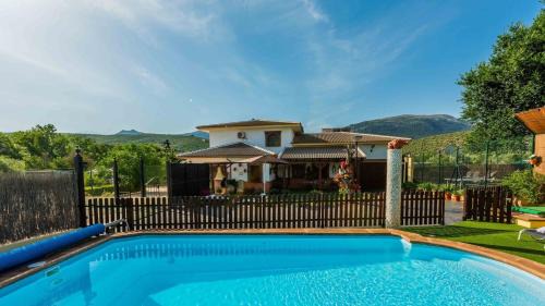 Villanueva del Trabuco Villa | Casa Los Frailecillos Villanueva del Trabuco by Ruralidays