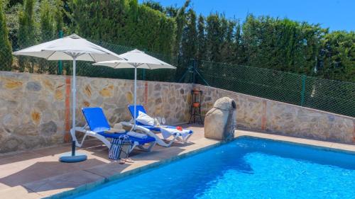 Alozaina Villa | Casa Los Valles Alozaina by Ruralidays